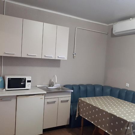 Sharhorod Hotel Gostynnyi Dvir מראה חיצוני תמונה
